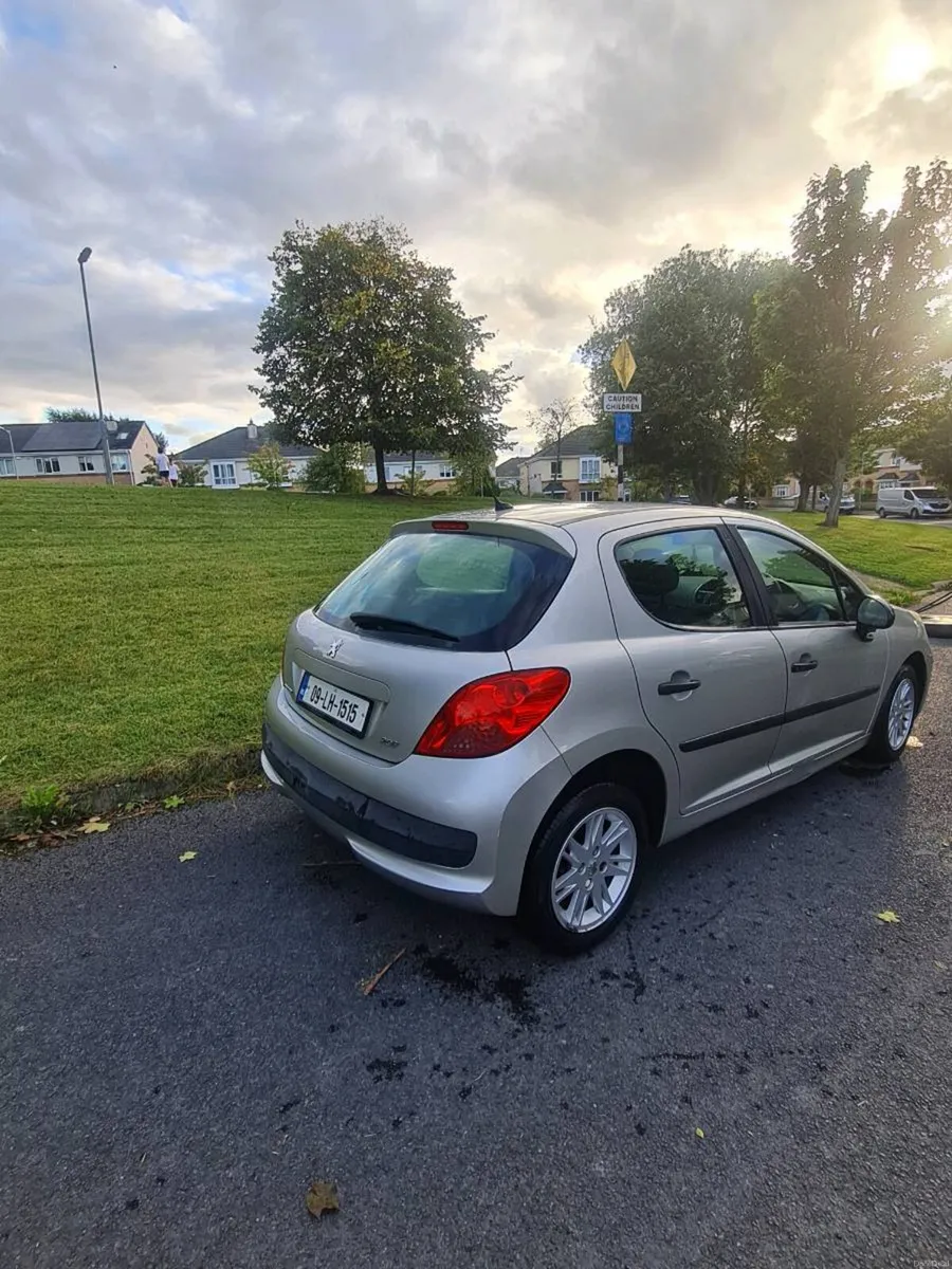 Peugeot 207 - Image 3