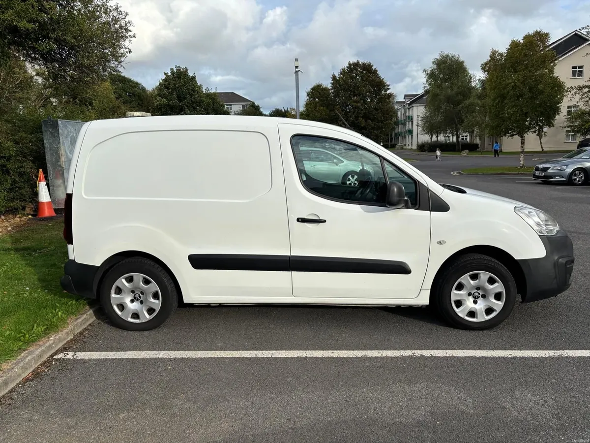 Peugeot Partner 2019 - Image 2