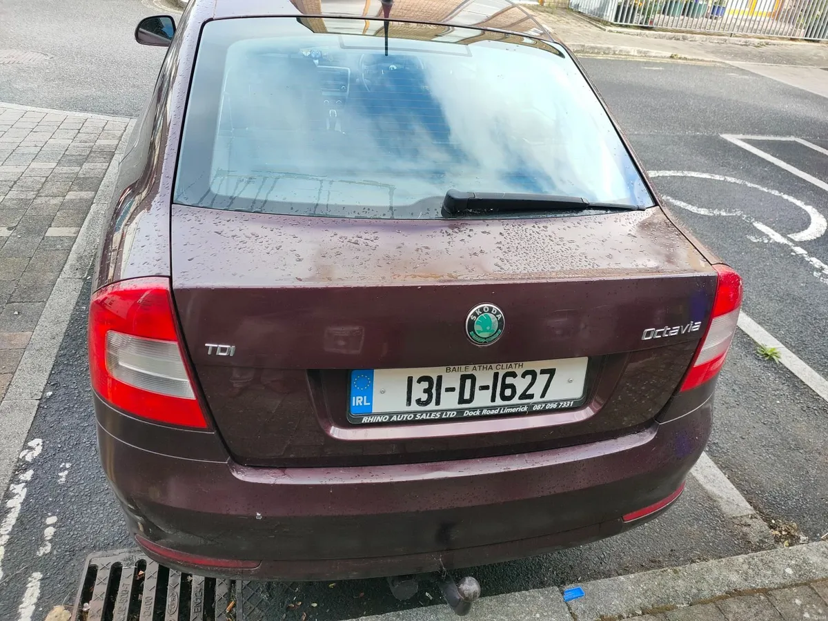 Skoda Octavia 2013 - Image 2