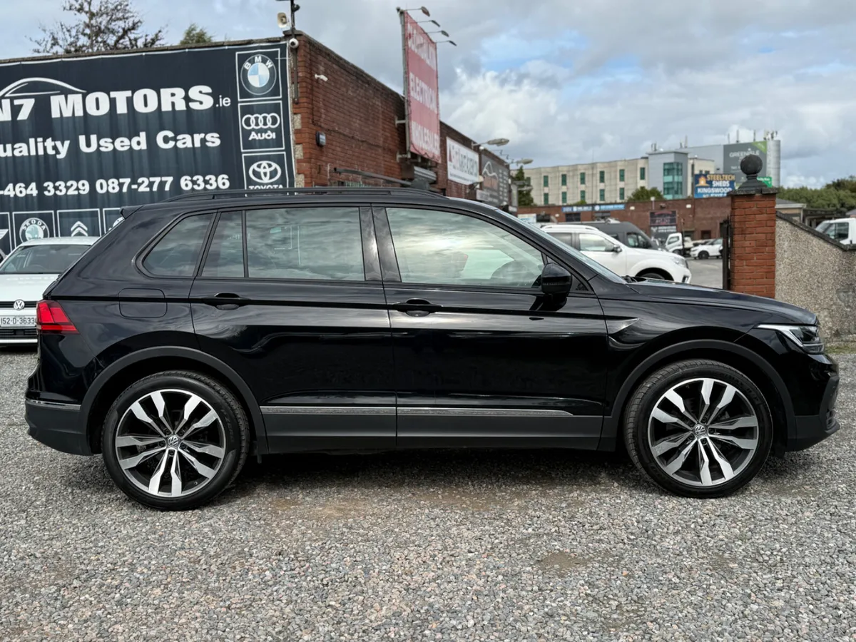 2023 Volkswagen Tiguan LIFE 2.0 TDI AUTO - Image 2