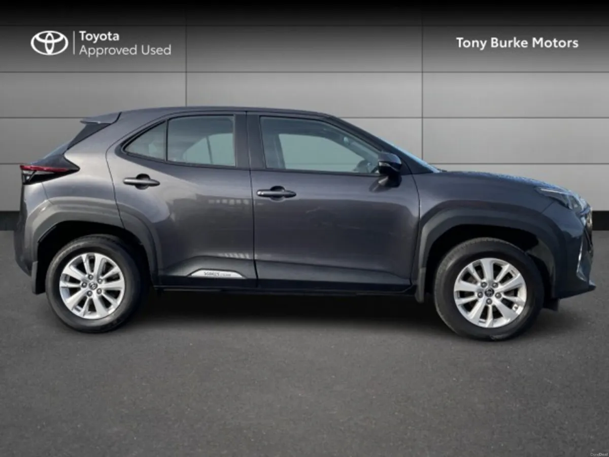 Toyota Yaris Cross - Luna - 1.5 Hybrid – Aut - Image 3