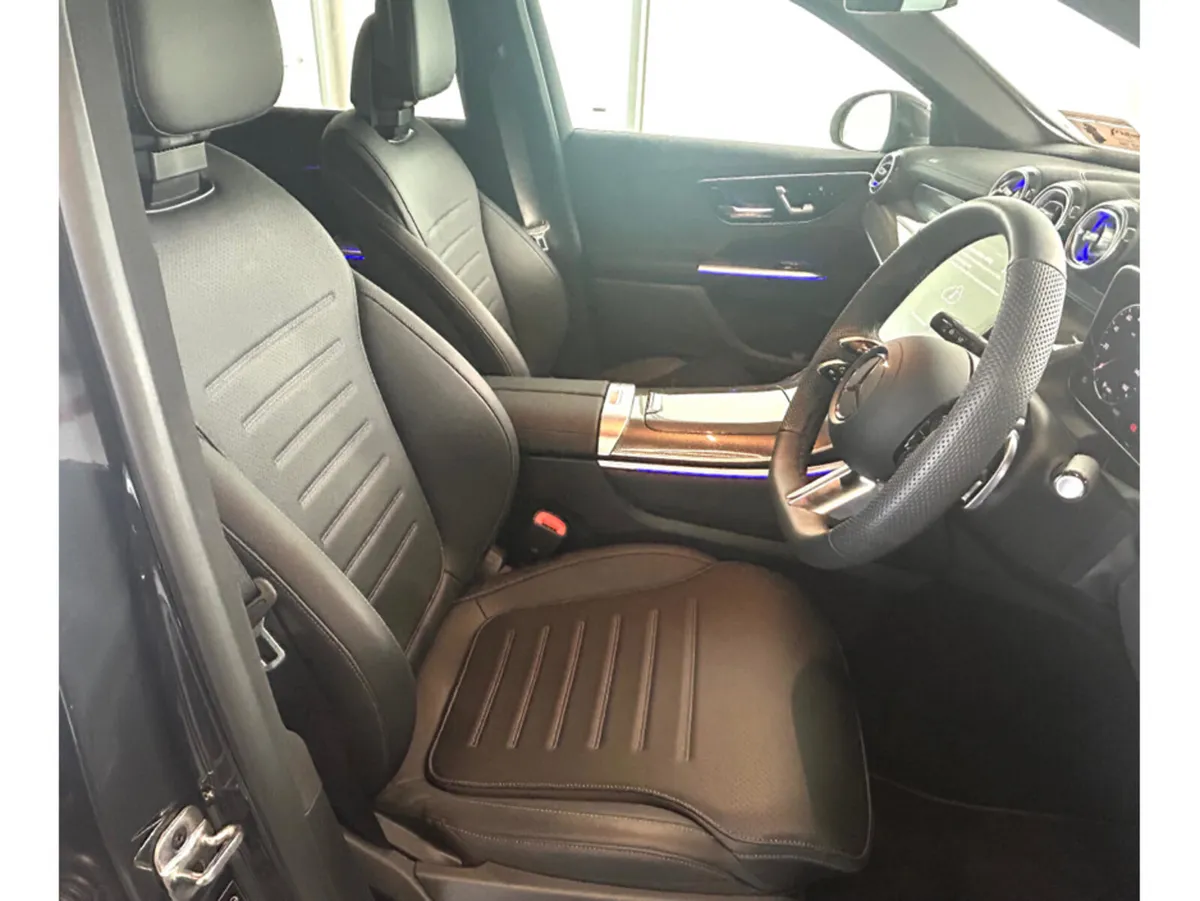 Mercedes-Benz GLC 300 AMG *READ DESCRIPTION * DONT - Image 2