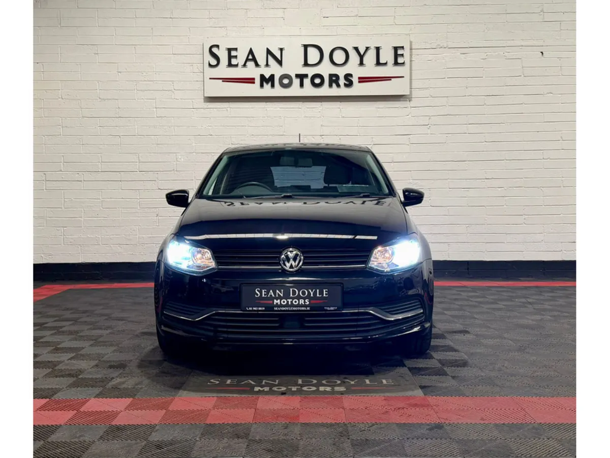 Volkswagen Polo 1.2 PETROL TSI AUTO BLACK - Image 2