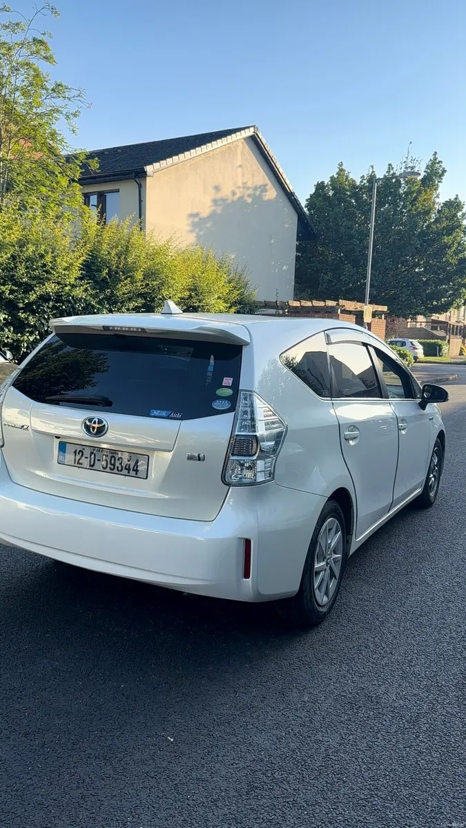 Car - Image 2