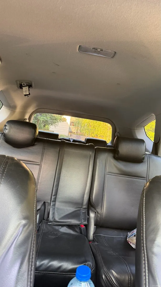 Car - Image 4