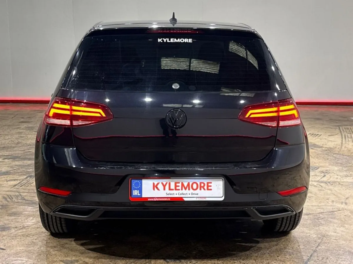 Volkswagen Golf 1.2 TSI COMFORT LINE AUTOMATIC - C - Image 3