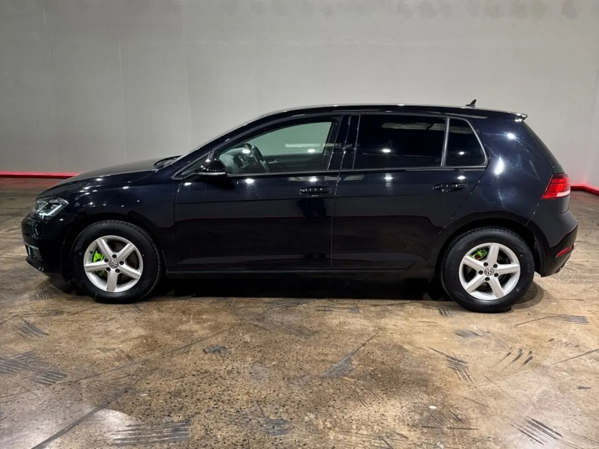 Volkswagen Golf 1.2 TSI COMFORT LINE AUTOMATIC - C - Image 6