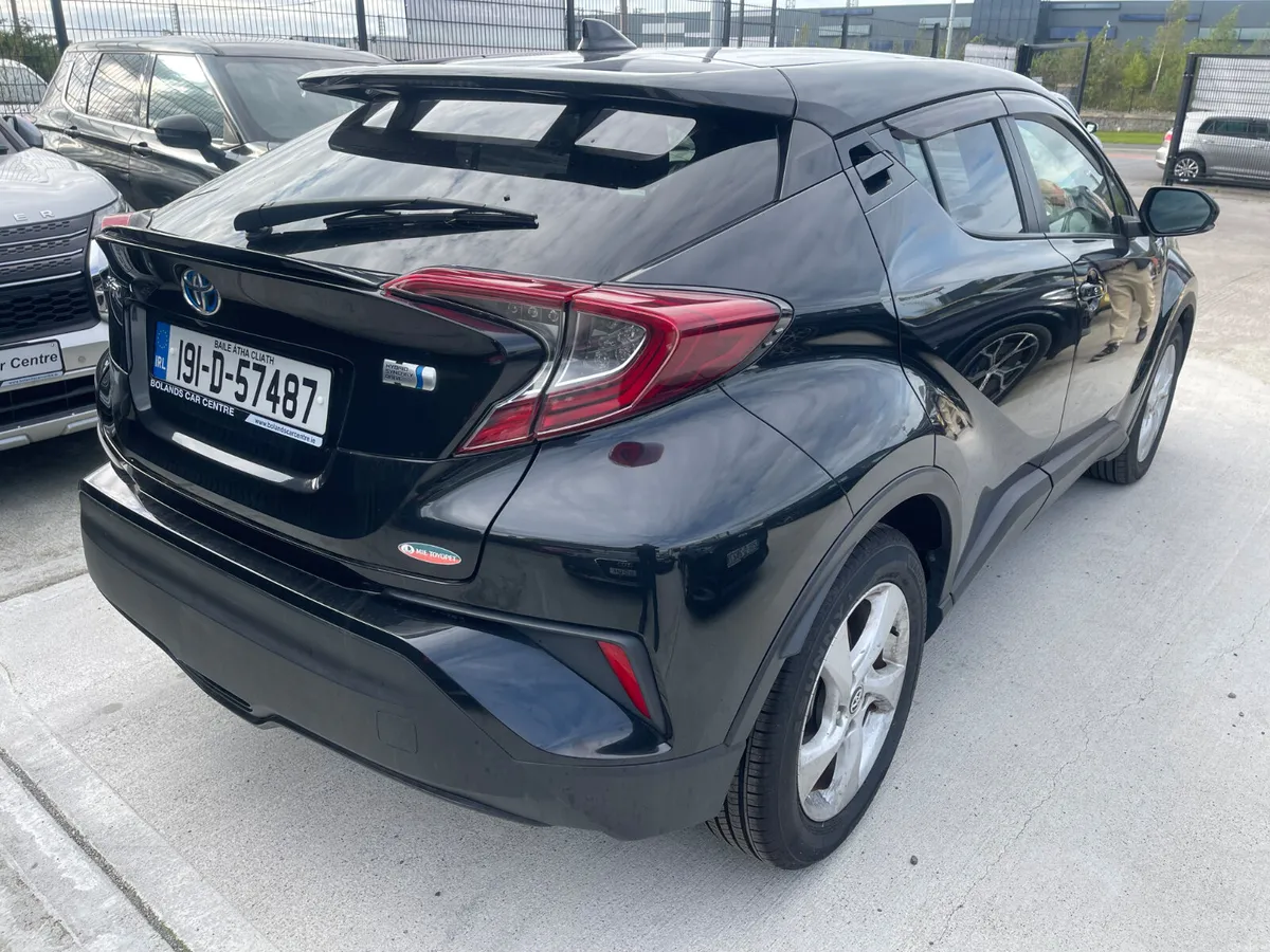 2019 Toyota C-HR Hybrid 1.8 Automatic 5dr Model - Image 5