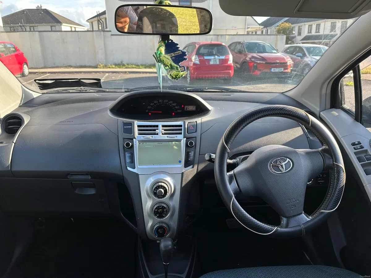 Automatic Toyota Vitz 2007 - Image 6