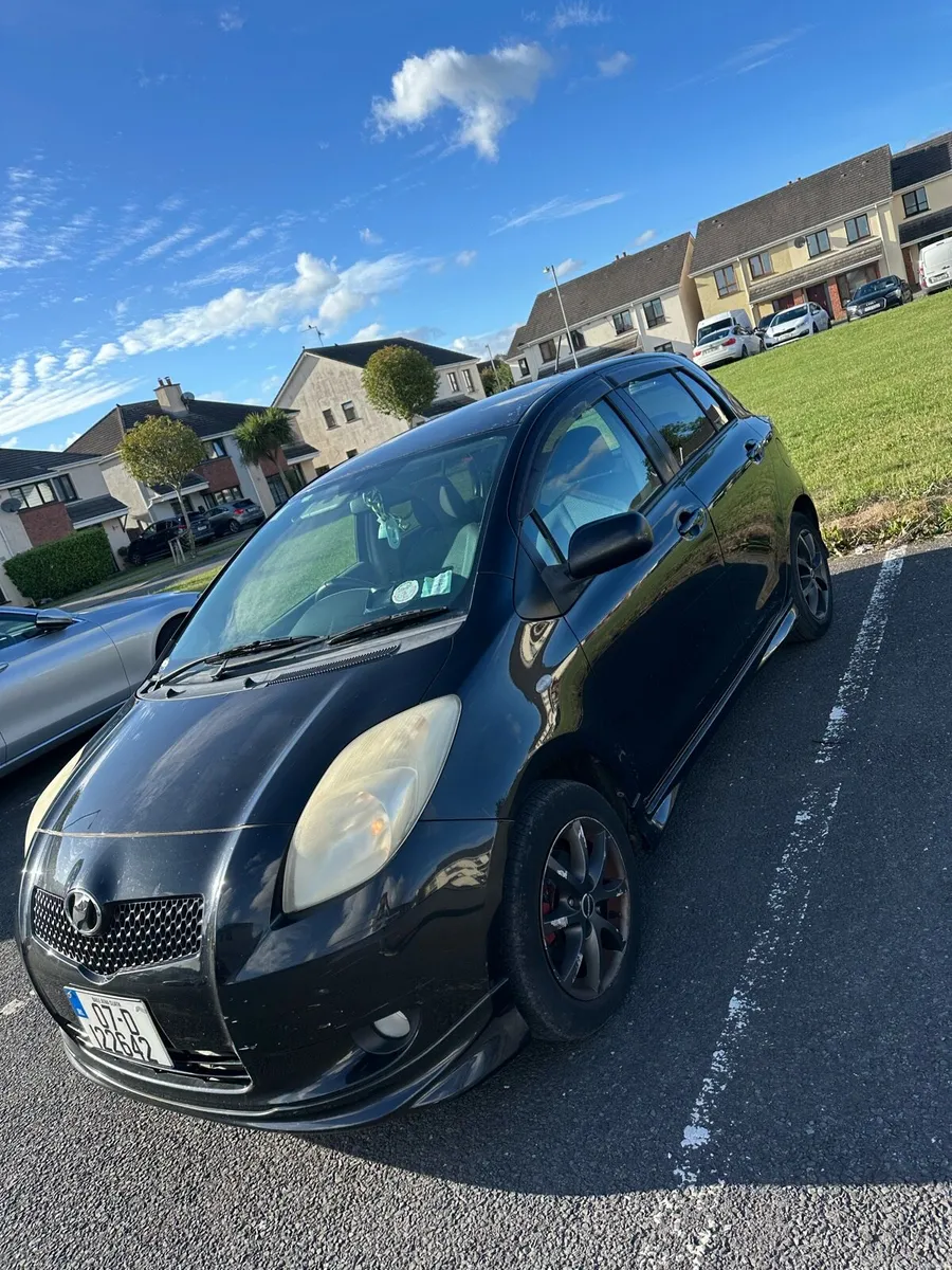 Automatic Toyota Vitz 2007 - Image 1