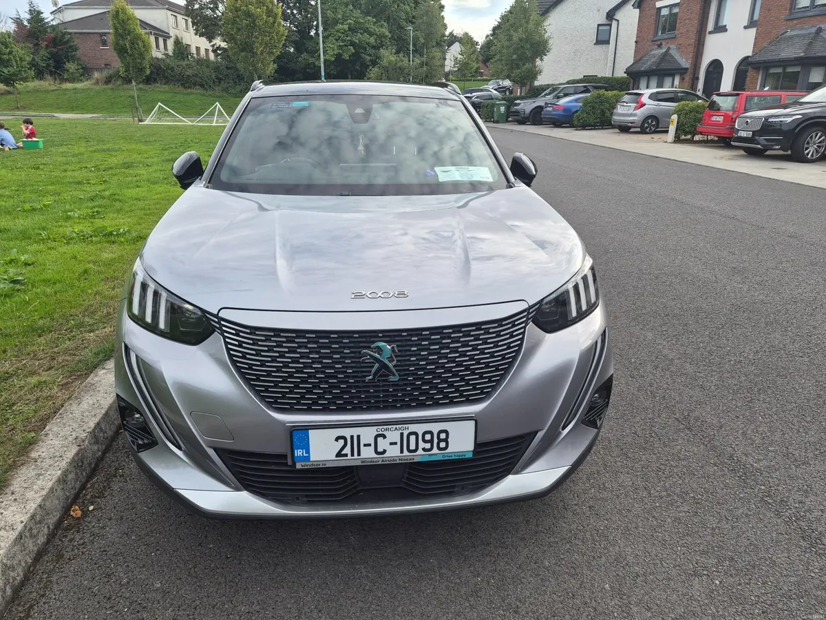 Peugeot E2008 2021 - Image 1