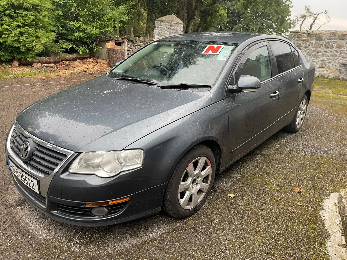 Wolkssagen Passat 2010 - Image 2