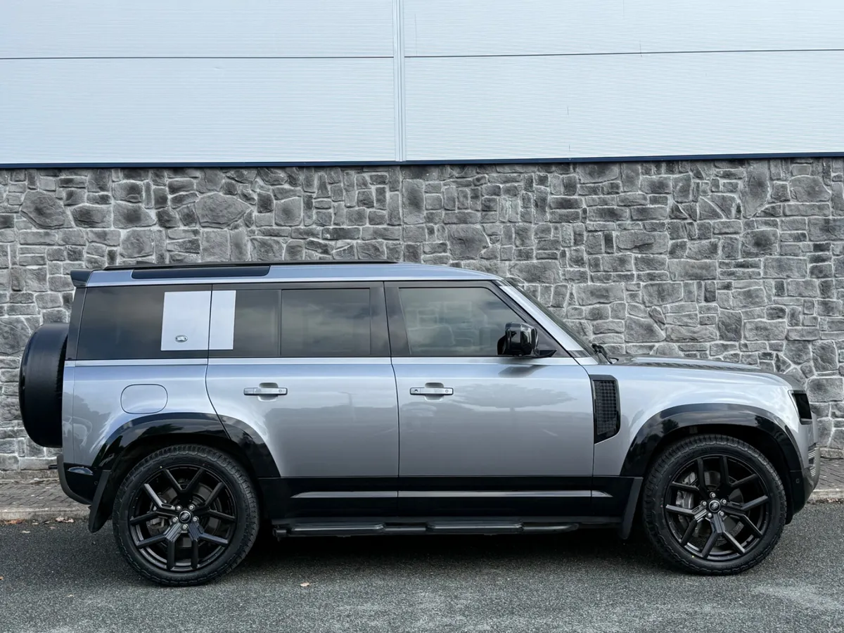 2021 Land Rover Defender 110 X-Dynamic SE P400e N1 - Image 4