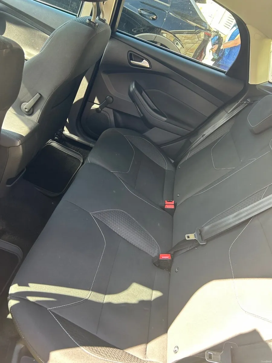 Ford Focus 2015 - Image 5