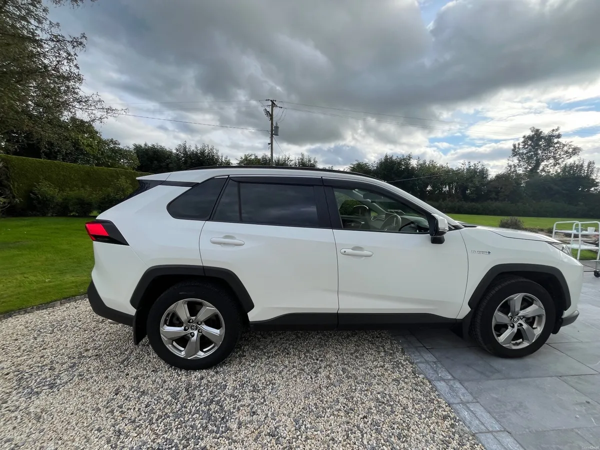 Toyota RAV4 Hybrid Sol 2WD 4DR auto - Image 3