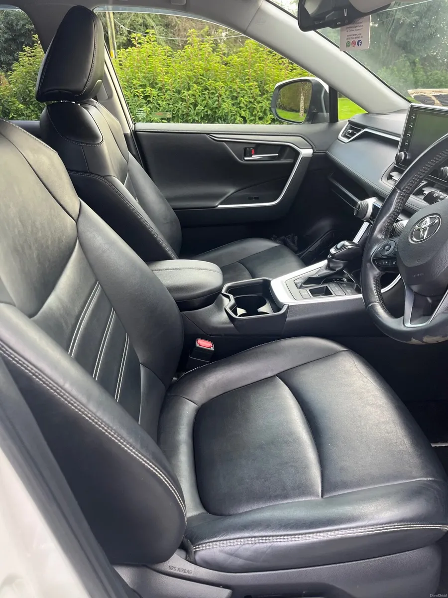 Toyota RAV4 Hybrid Sol 2WD 4DR auto - Image 5