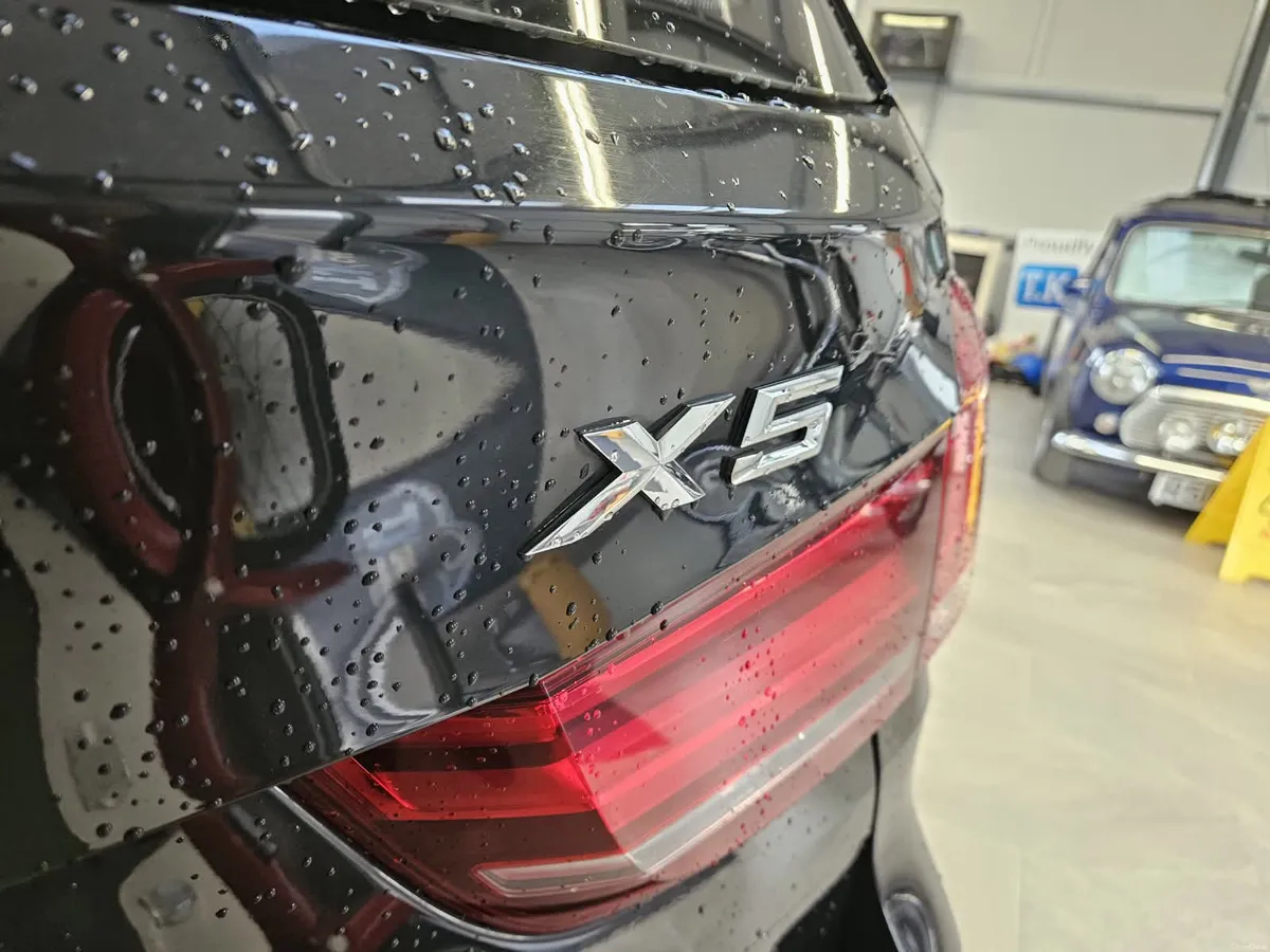 17 BMW X5 XDRIVE 7 SEATER - Image 5