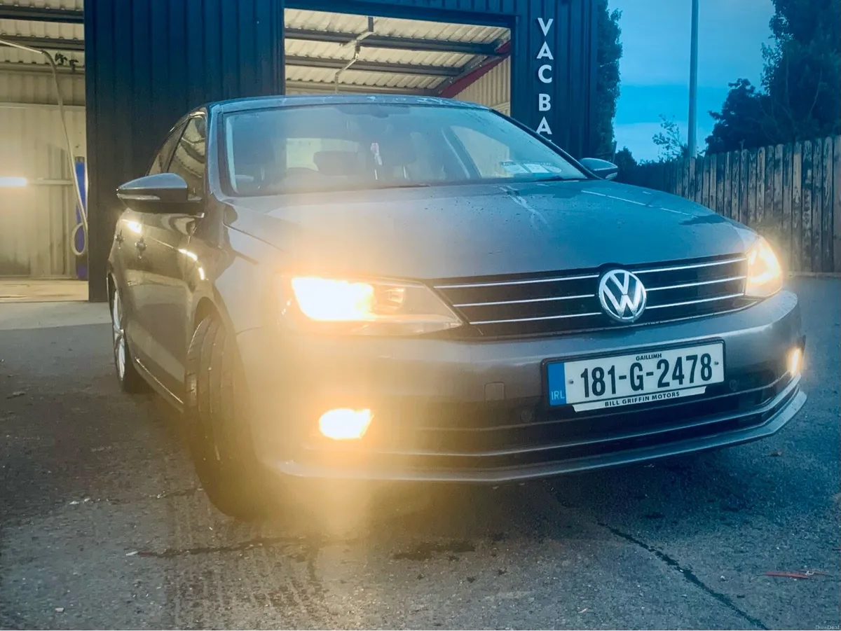 Volkwagen Jetta - Image 4