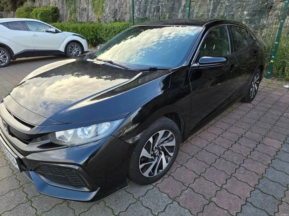 2017 Honda Civic Smart 1.0L VTEC Turbo – 1y NCT - Image 3
