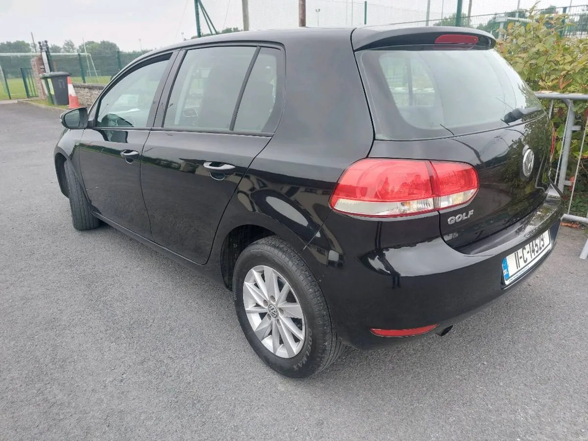 2011 vw golf 1.6 tdi nct 7/27 new nct  tax €200 - Image 3