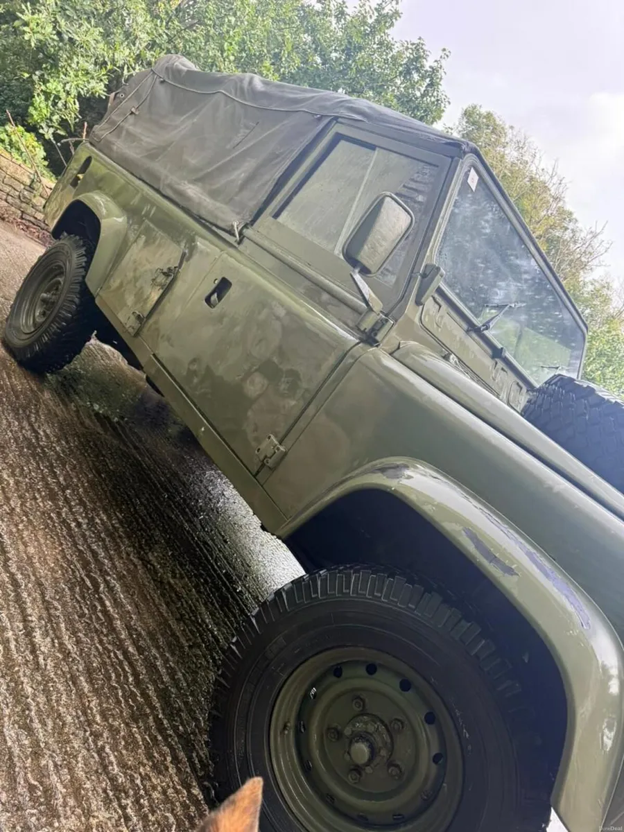 1985 ex-military Defender 110 - Image 3