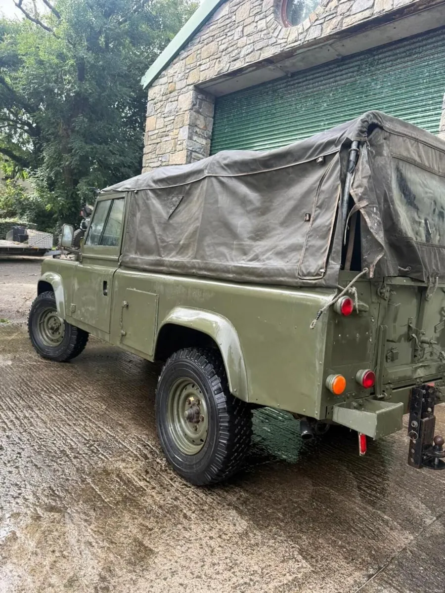 1985 ex-military Defender 110 - Image 5