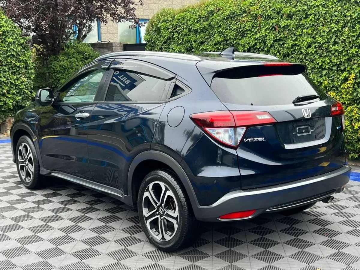 Honda Vezel 1.5 HYBRID AUTO // REVERSE CAMERA // D - Image 5