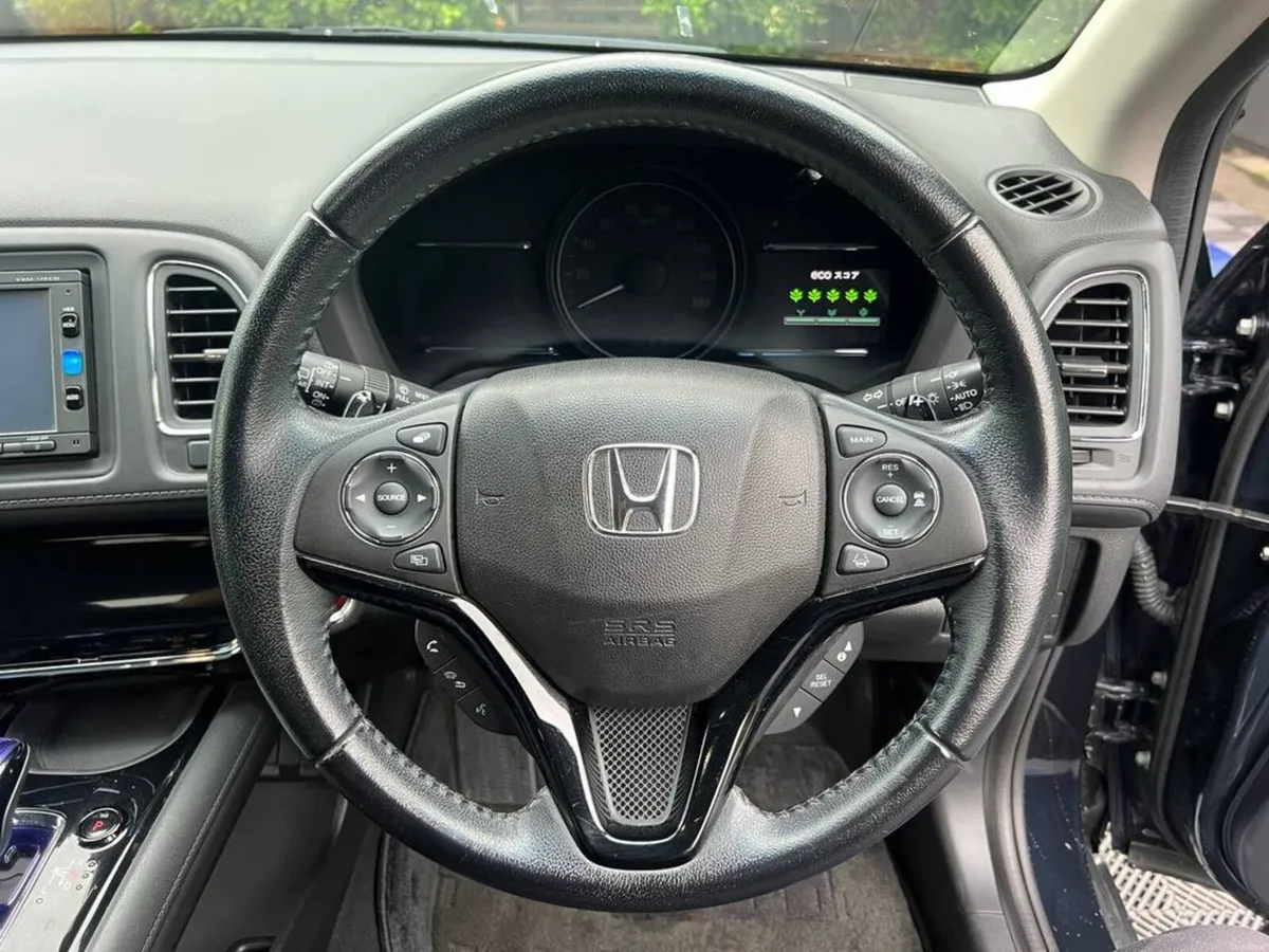 Honda Vezel 1.5 HYBRID AUTO // REVERSE CAMERA // D - Image 4