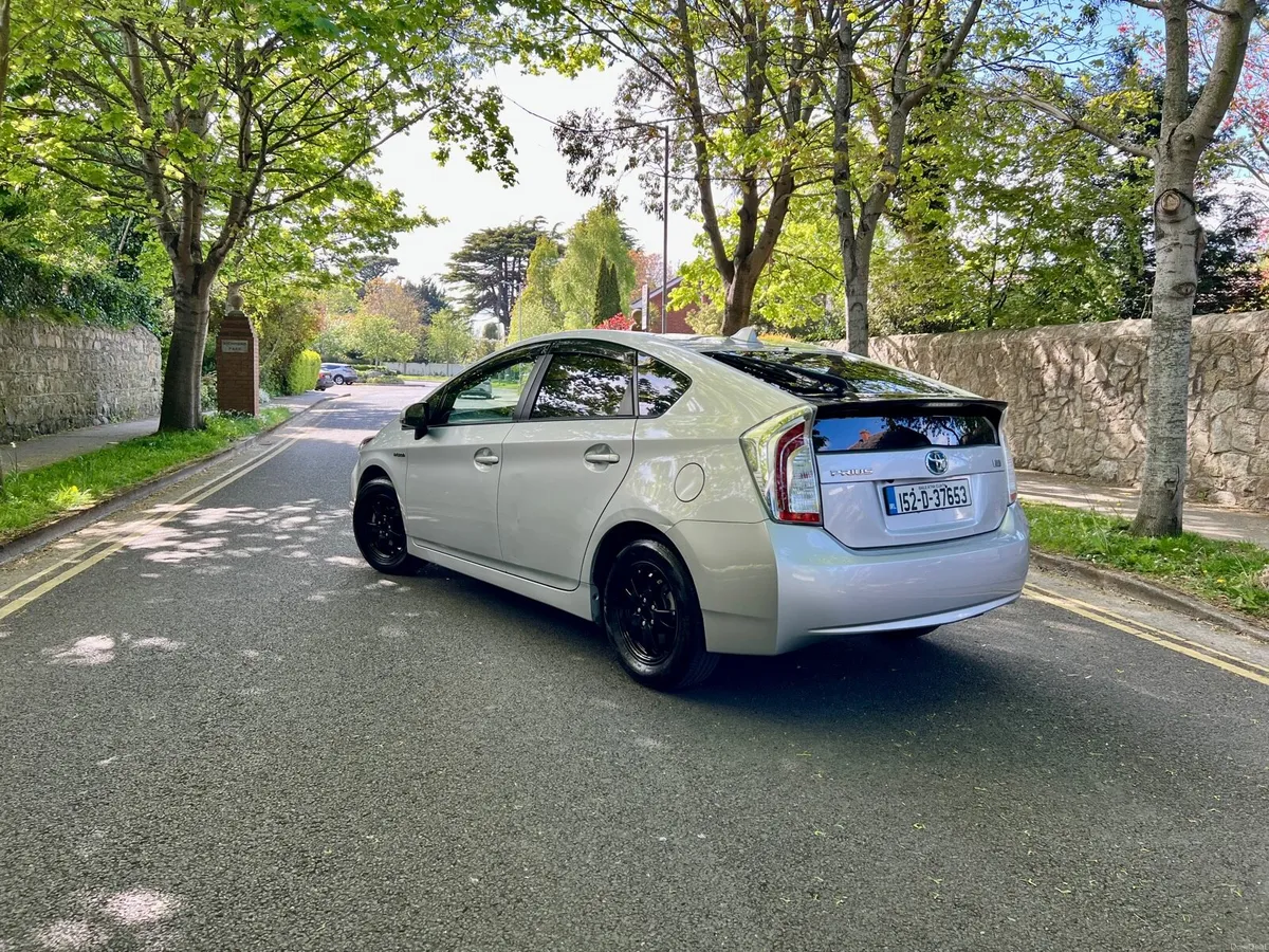 Toyota Prius Hybrid 1.8 Petrol - Image 6