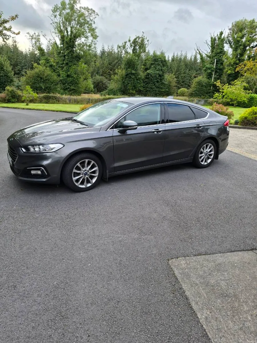 Car - Image 2