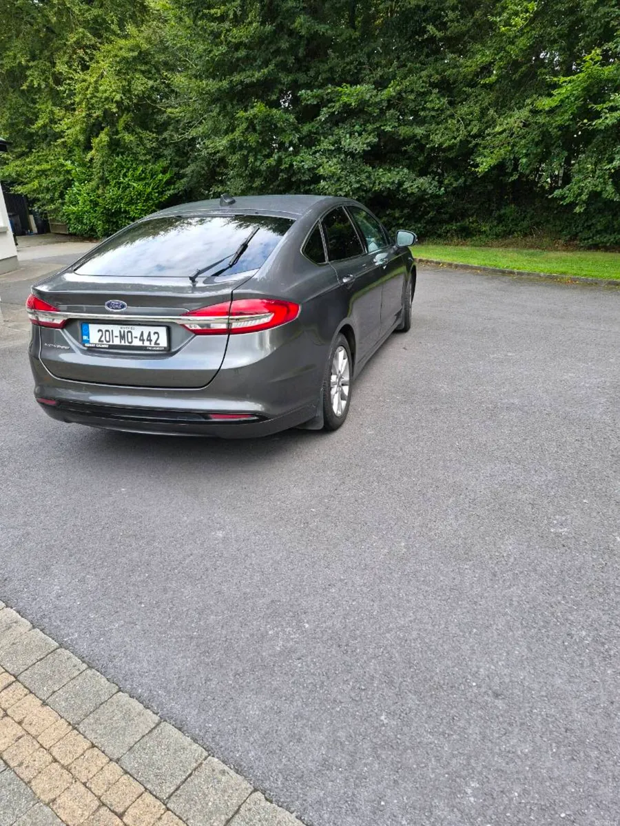 Car - Image 4