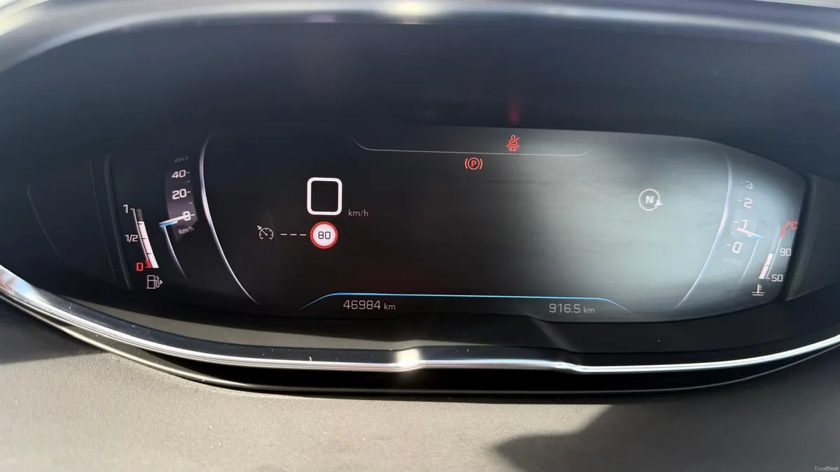 2021 PEUGEOT 5008 1.2 PureTech 130 ALLURE - Image 6