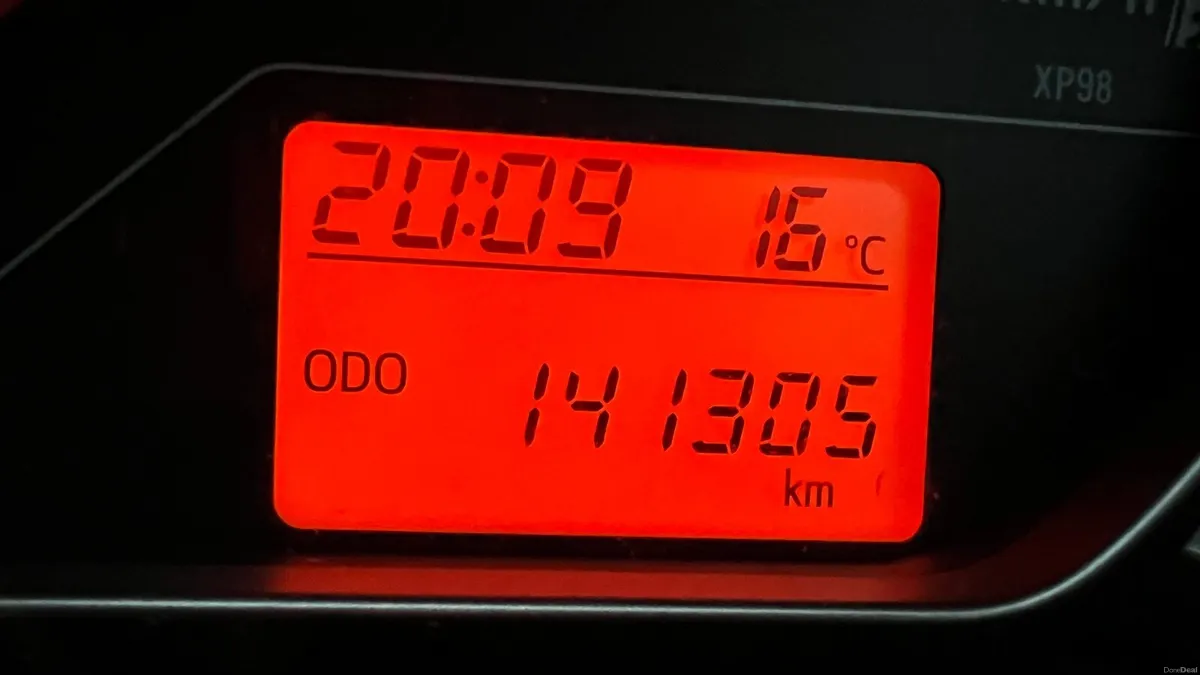 Toyota Yaris 2015 - 1.0 L Manual - Image 2