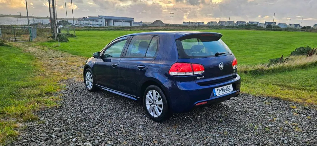 2012 Volkswagen Golf R Line - Image 6