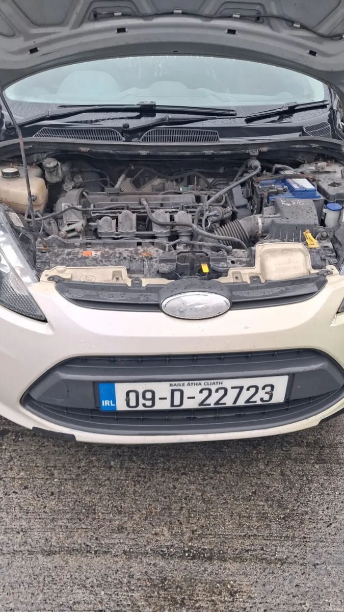 Ford fiesta 09 for sale - Image 2