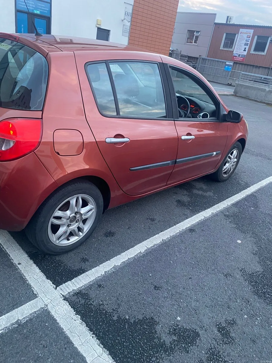 Car - Image 5