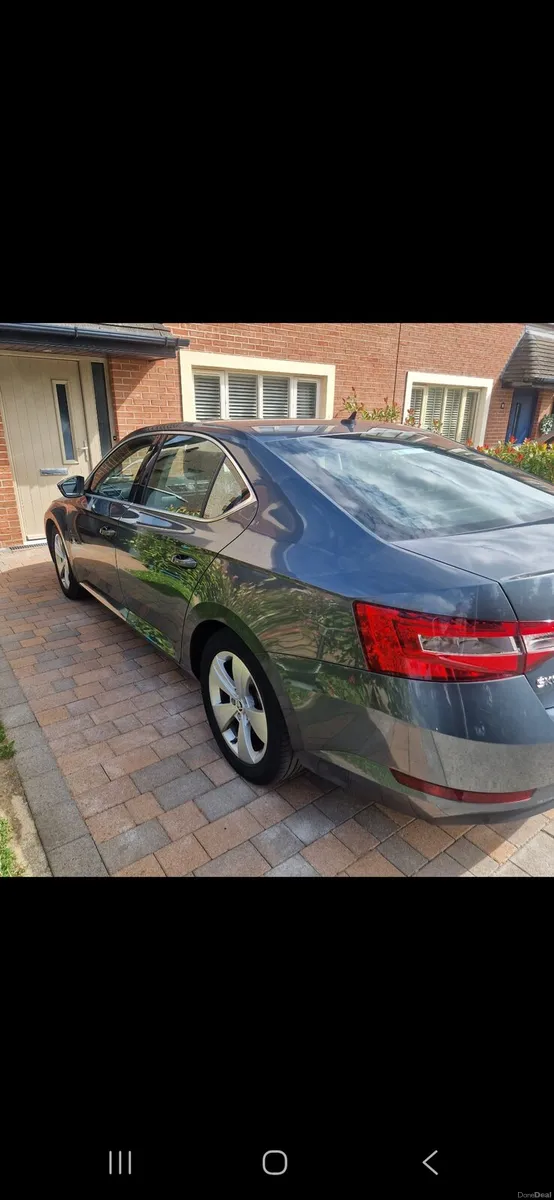 Skoda Superb 1.6 TDI SE 120PS - FSH - Image 3