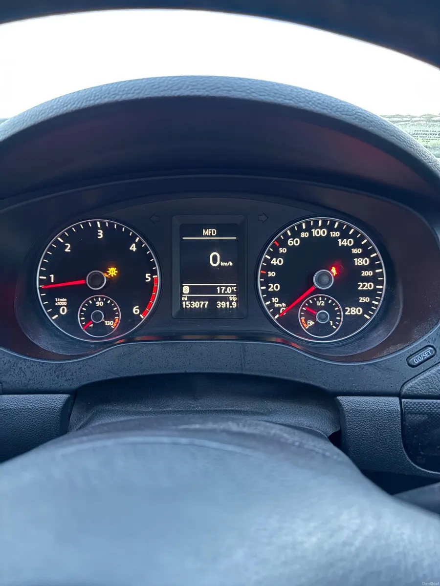 Volkswagen Jetta 1.6 - Image 6