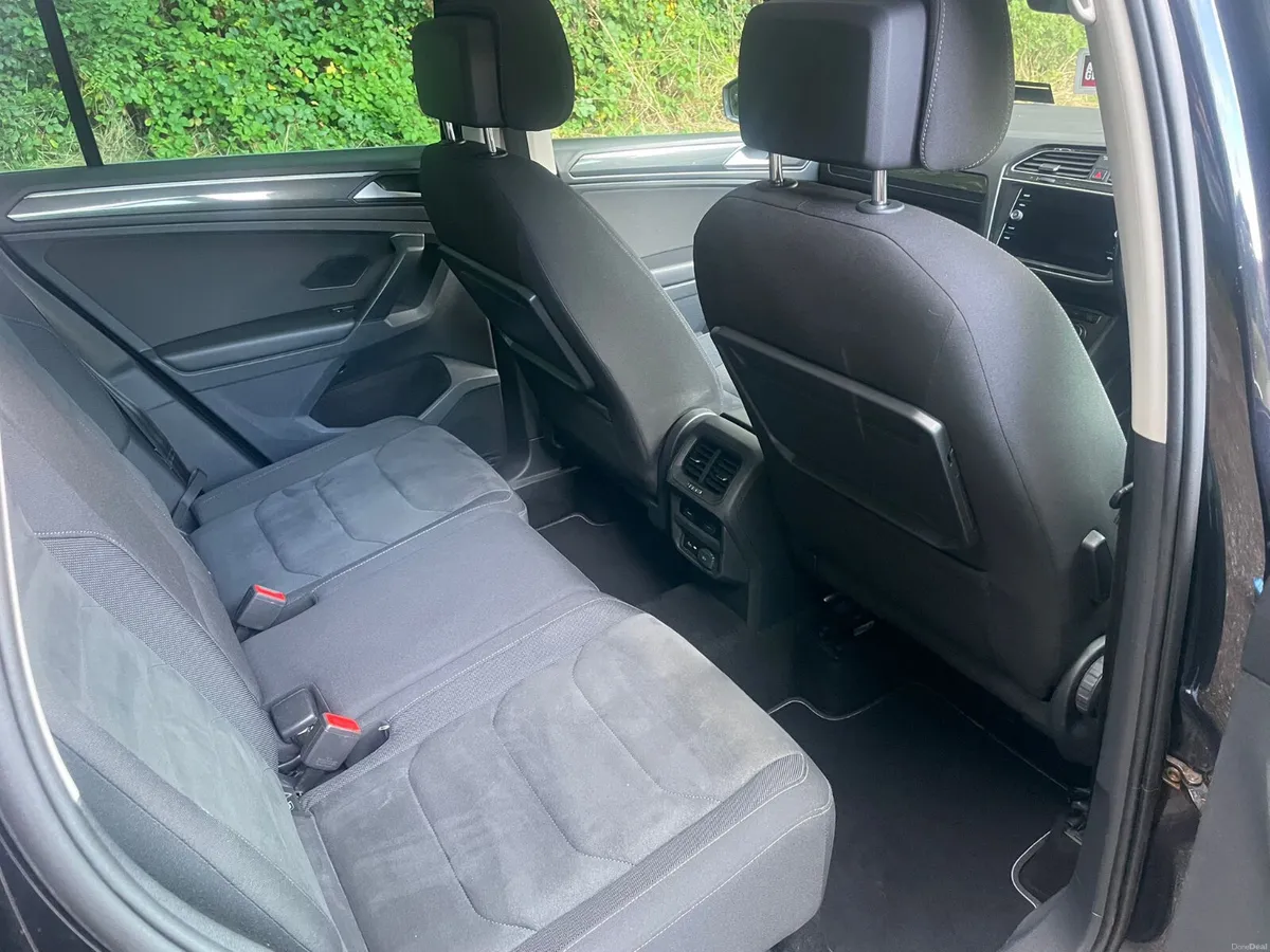 Volkswagen Tiguan 2.0 TDI R-Line - Image 6