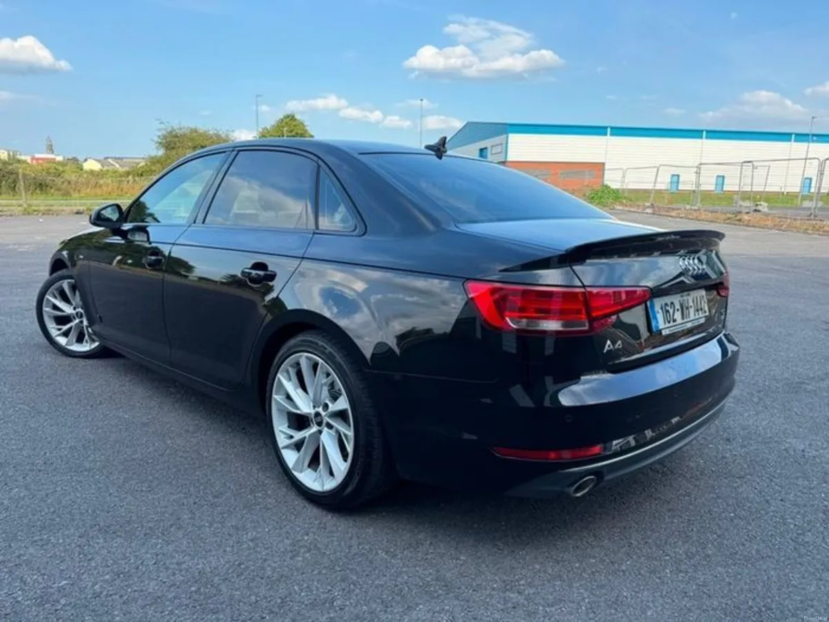 Audi A4 2016 - Image 5