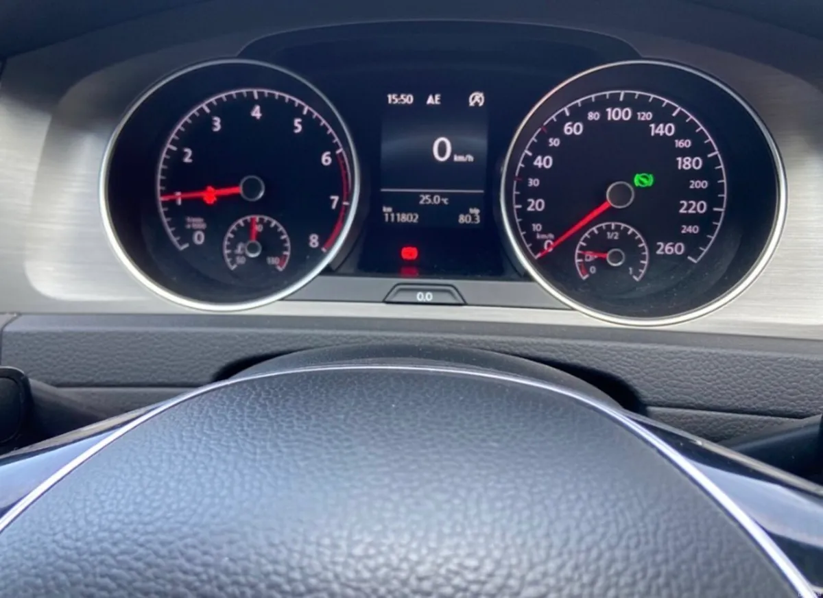 2015 Volkswagen Golf Estate 1.2 TSI Auto - Image 6