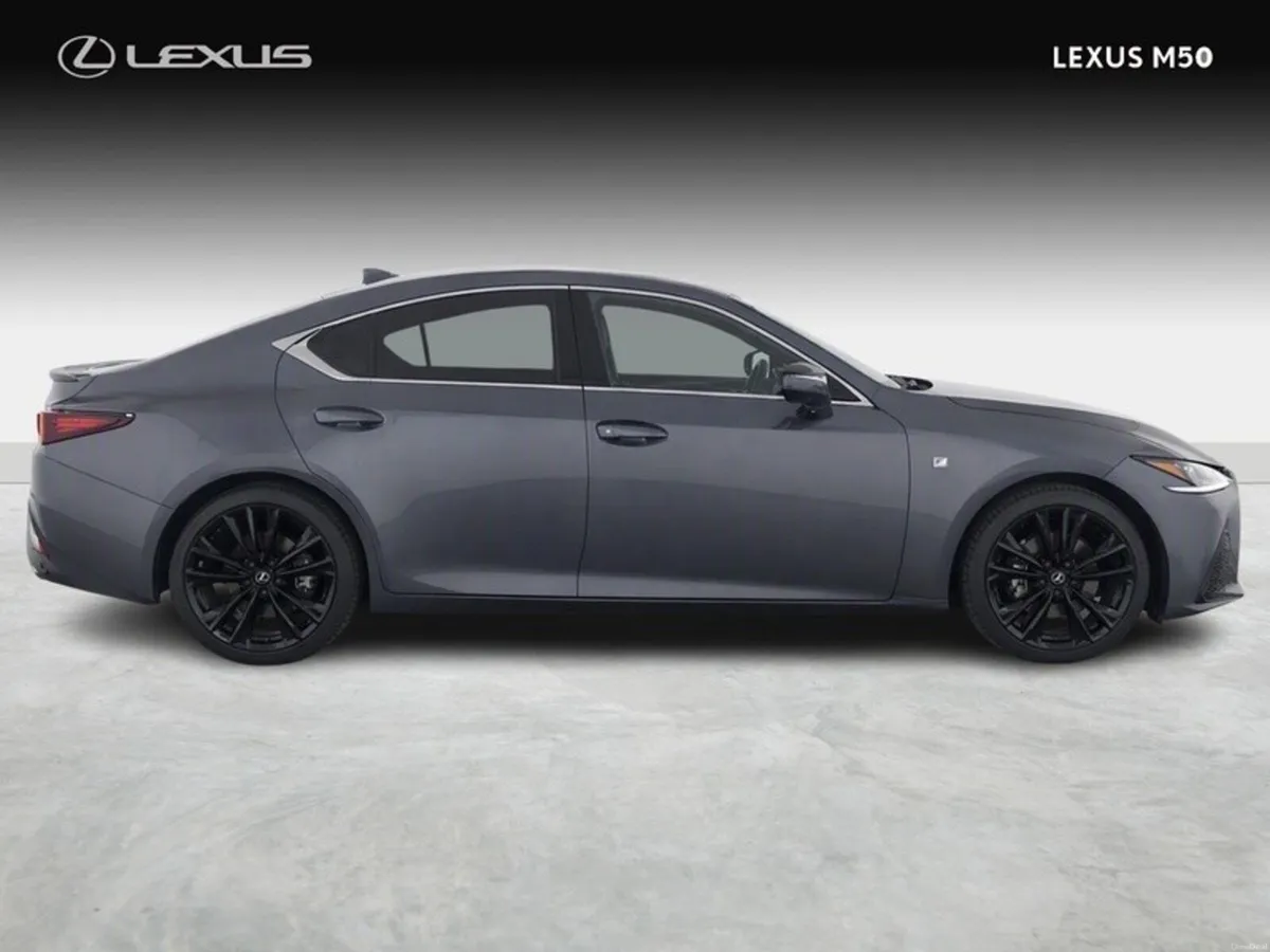 Lexus ES F Sport - Image 3