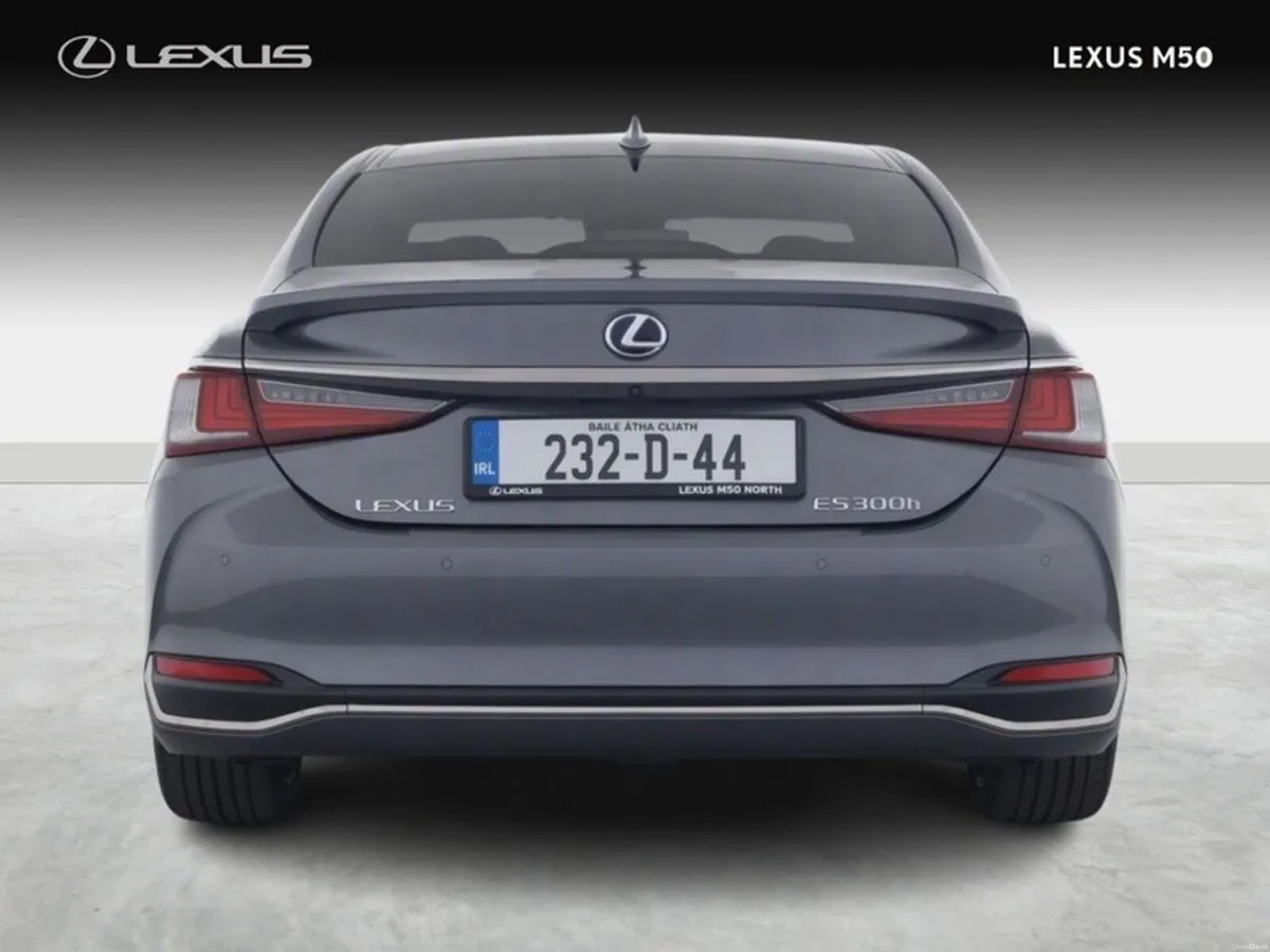 Lexus ES F Sport - Image 5
