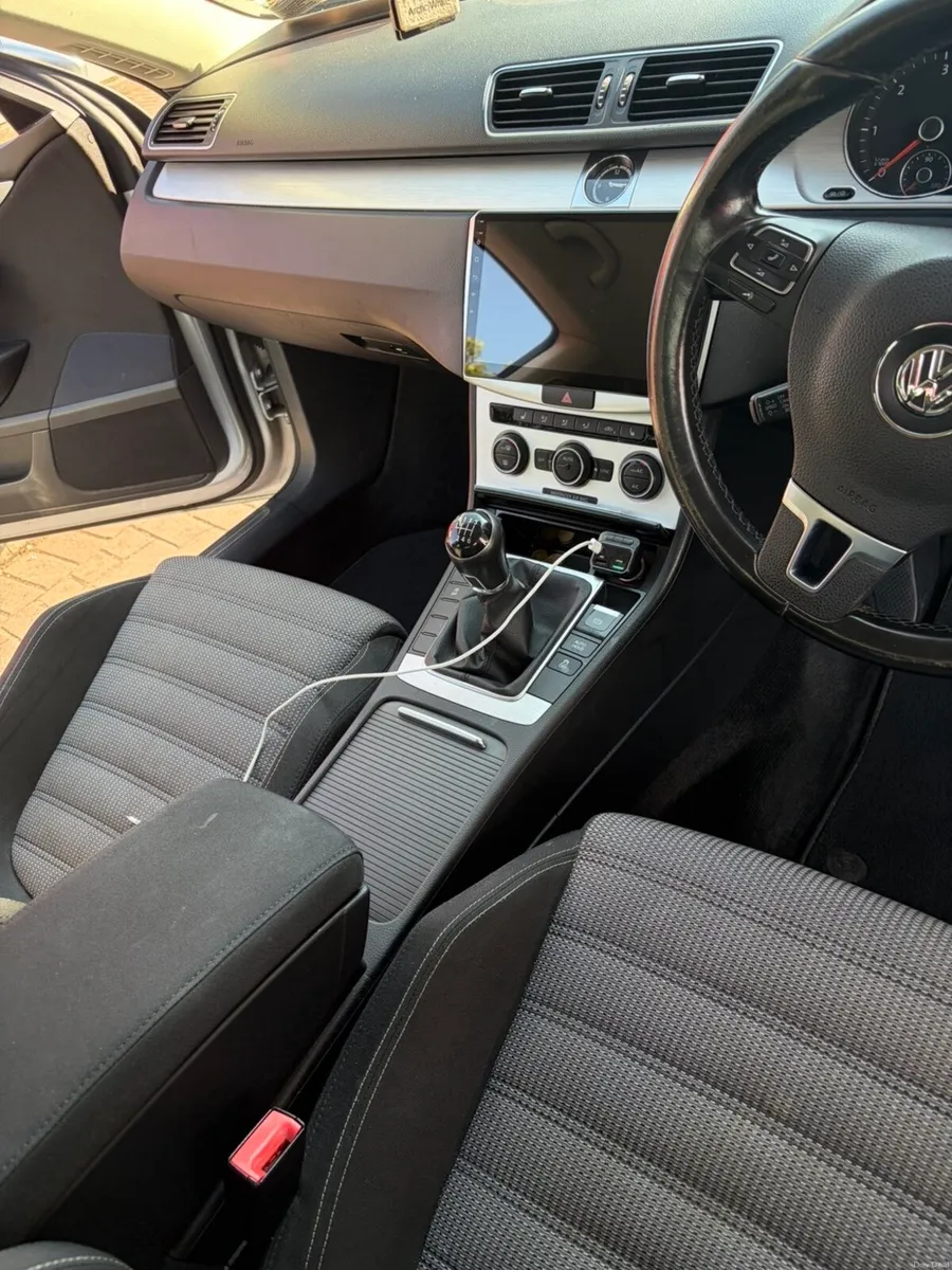 Volkswagen Passat cc - Image 5