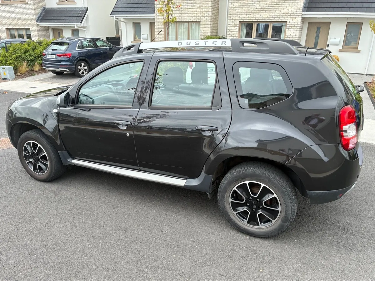 Dacia Duster 2016 Prestige Very LOW Mileage - Image 6