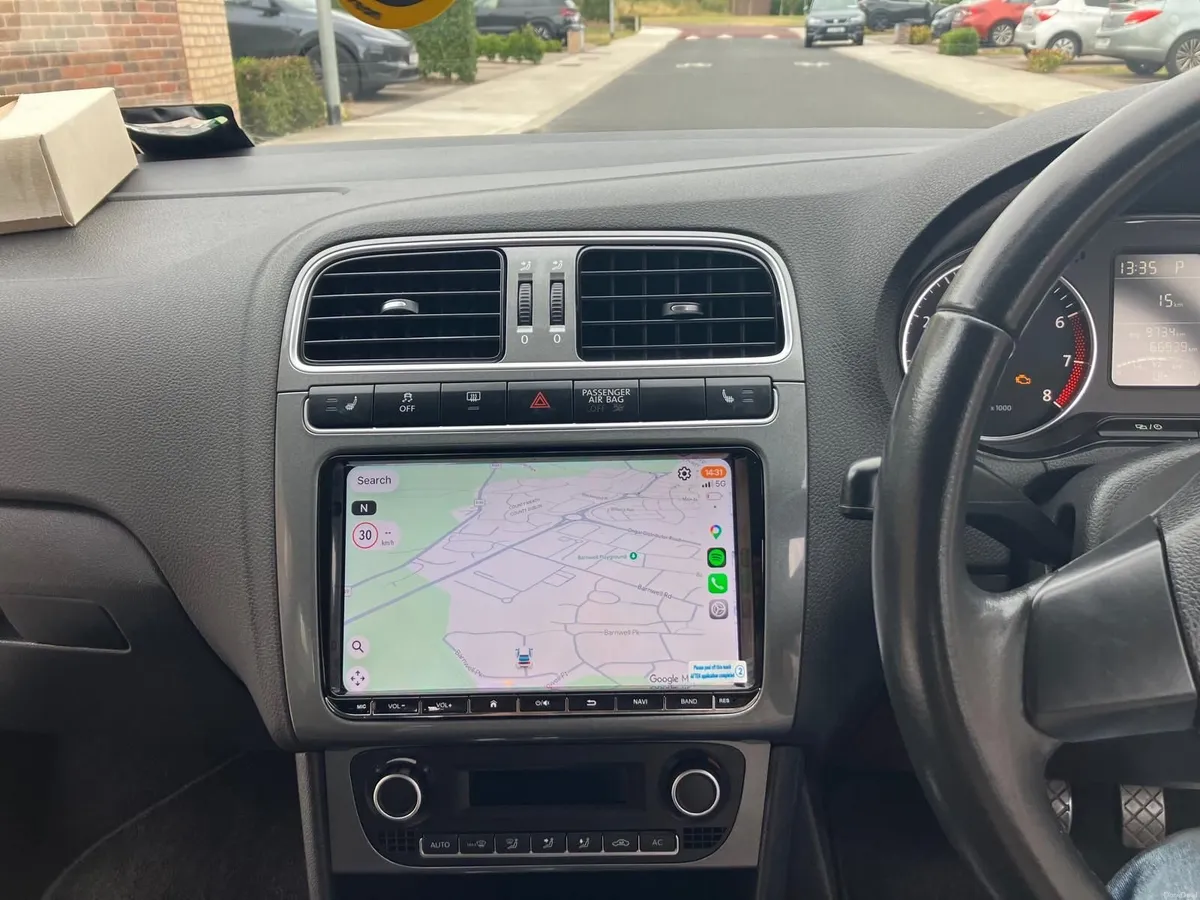 2014 Volkswagen Polo - Image 6