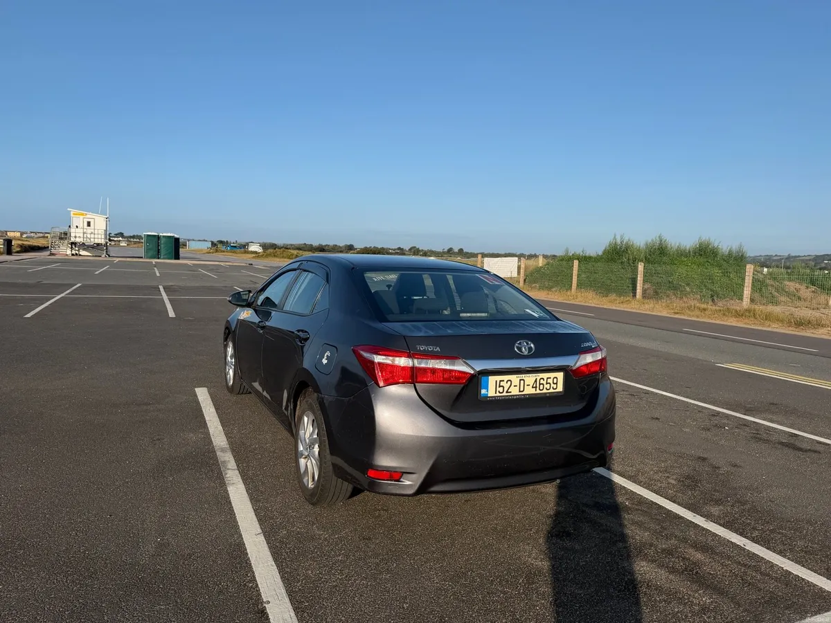 Toyota corolla - Image 1