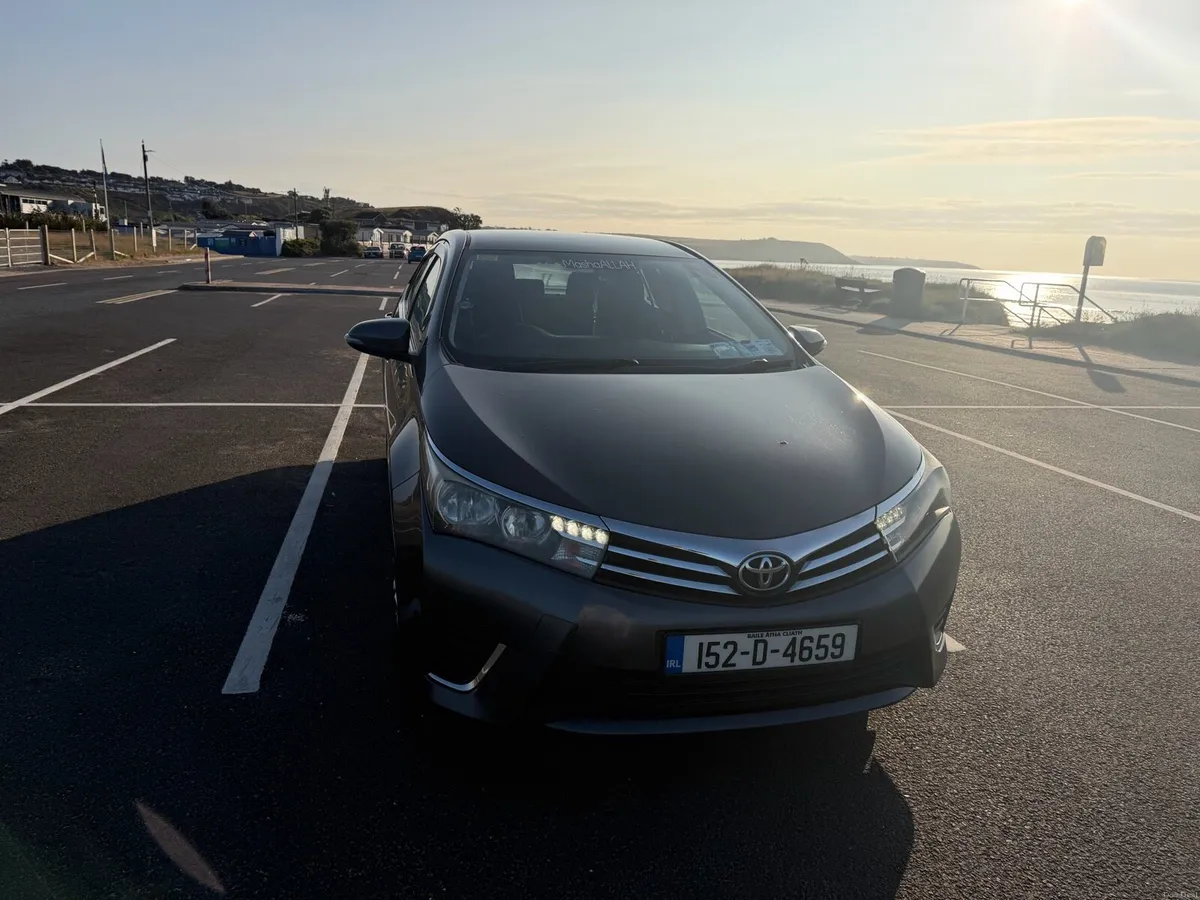 Toyota corolla - Image 6