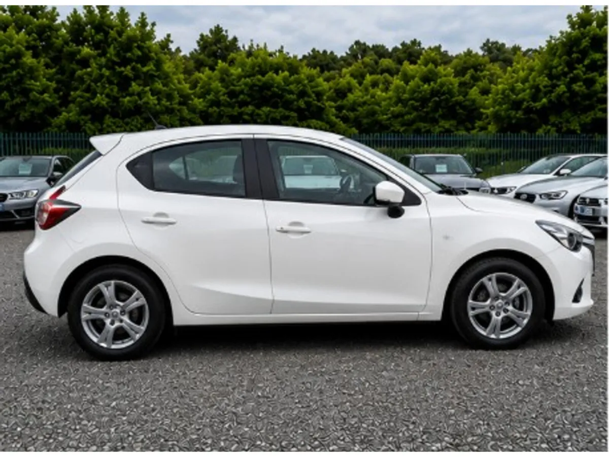 Mazda Demio 1.3L Petrol Automatic (6194) - Image 3