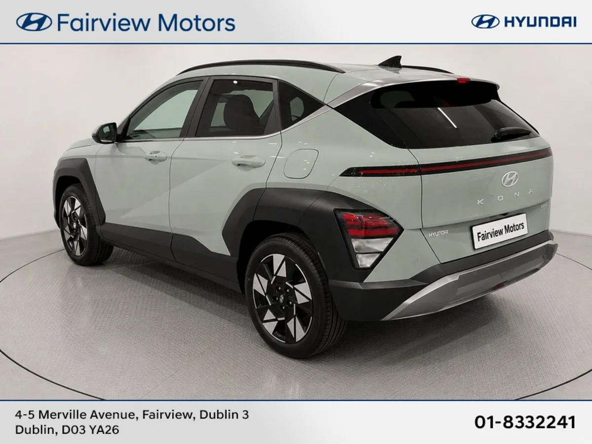 Hyundai KONA ELEGANCE HYBRID ** SHOWROOM DISPLAY M - Image 4